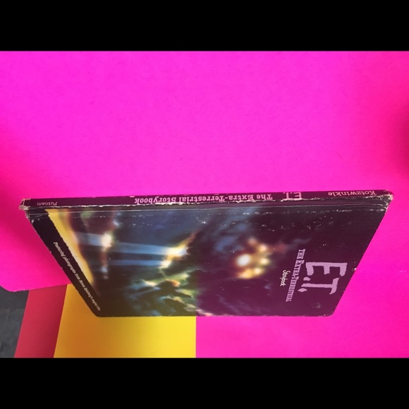 E.T. Extra Terrestrial Storybook 1982 1st Printing - Picture 9 of 16
